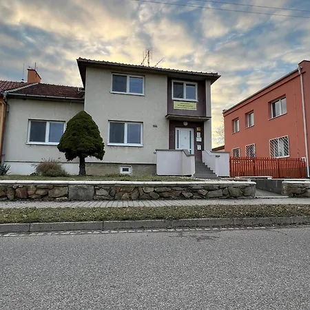 בית אירוח U Truhlaru Saldorf